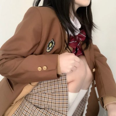 女儿国嬉春
